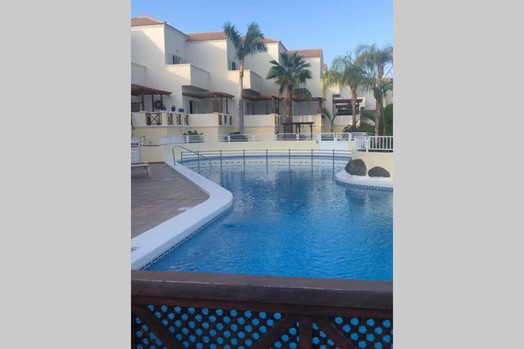 פלאייה דה לאס אמריקס Villa Luis מראה חיצוני תמונה